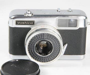 Yashica, Revue, Ricoh, Konica Konica Pop/Ricoh, Nieuw