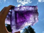 Kleurrijke grote fluoriet met blauwe zonering Kristal -, Verzamelen, Mineralen en Fossielen