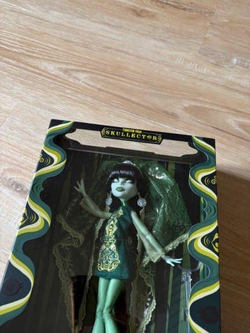 Mattel - Pop Monster High Skullector Scarah Screams Doll