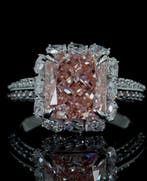 Ring - 14 karaat Witgoud - 5.93ct. tw. Roze Diamant (Fancy, Nieuw