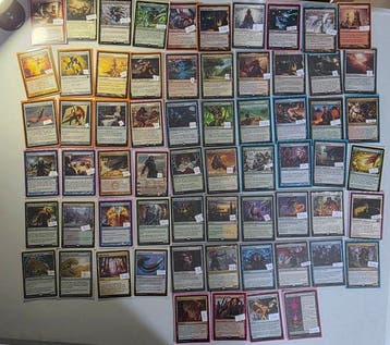 Wizards of The Coast - 64 Card - Magic: The Gathering