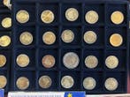 Europa. 2 Euro Various Years (129 Münzen + Banknoten)