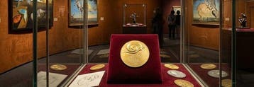 Salvador Dali (1904-1989) - sculptuur, El Unicornio de oro -