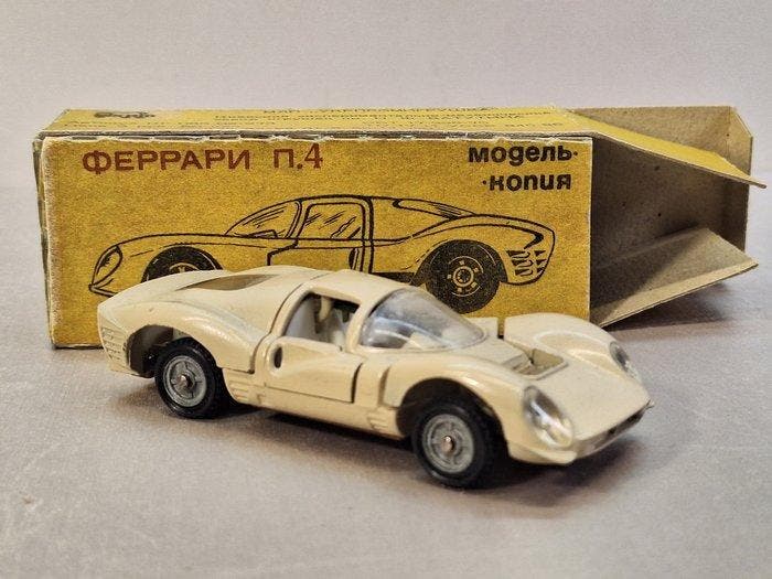 Ferrari P4 (Ferrari 330 P4) A-27 1/43 1967 MADE in USSR, Hobby en Vrije tijd, Modelauto's | 1:5 tot 1:12