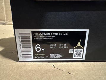 Nike - Air Jordan 1 Mid, Air Jordan 1 Mid SE (GS) - Sneakers, Kleding | Heren, Schoenen, Nieuw
