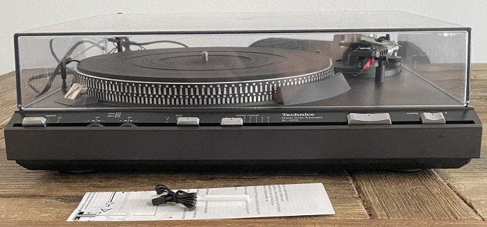 Technics - SL 3310 Platenspeler, Audio, Tv en Foto, Radio's