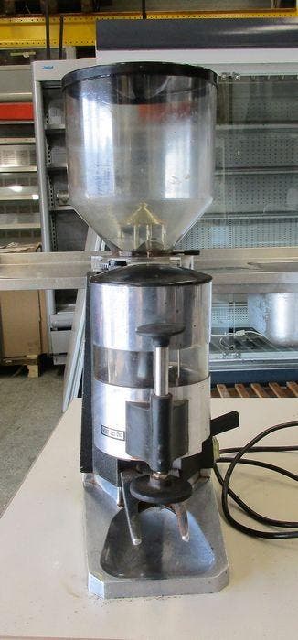 Fiorenzato Koffiemolen, Zakelijke goederen