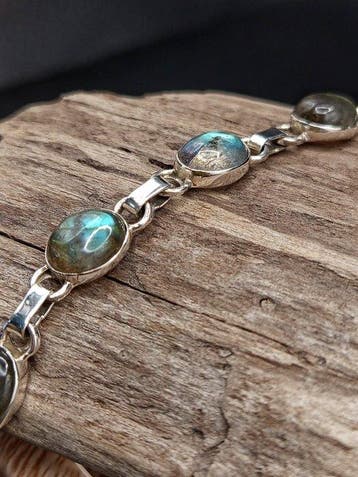 Uniek stuk armband van zilver 925 met groene labradoriet