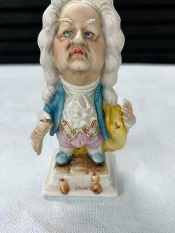 Capodimonte - G. Pezatto - Buste, 7 Italiaanse