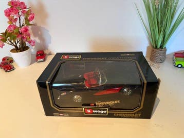 Bburago 1:18 - Modelauto - Chevrolet Corvette (1957), Hobby & Loisirs créatifs