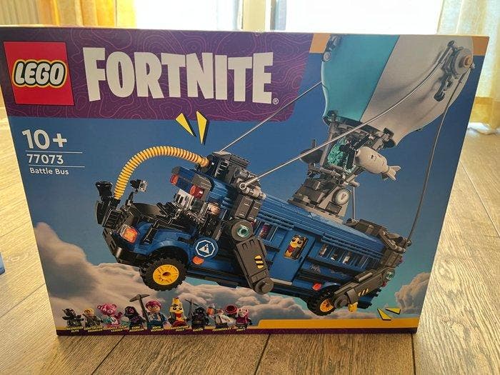 Lego Set - 77073 - Fortnite - Battle Bus, Enfants & Bébés, Jouets | Duplo & Lego