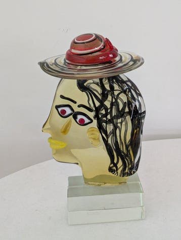 Renato Anatrà - sculptuur, Donna con cappello - Omaggio a