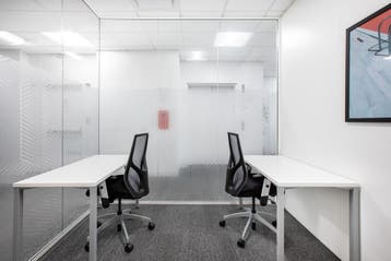 Coworkingruimte in Manhattan Center, Verzenden