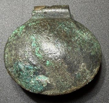 Époque Viking Bronze rare, énorme pendentif-amulette façonné