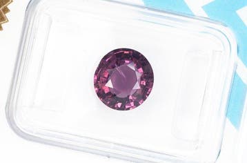 Spinel - 2.12 ct - International Gemological Institute (IGI), Handtassen en Accessoires, Nieuw