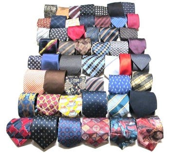 Collection thématique - 50X Cravates Vintage - Byblos,
