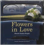 Flowers in Love 9789058561619 Kurt De Keyzer (photography), Boeken, Verzenden, Zo goed als nieuw, Kurt De Keyzer (photography)