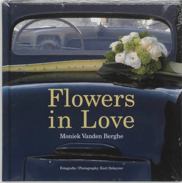Flowers in Love 9789058561619 Kurt De Keyzer (photography), Boeken, Verzenden, Zo goed als nieuw, Kurt De Keyzer (photography)