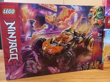 Lego Set - Ninjago - Coles Dragon Cruiser 71769; Zanes