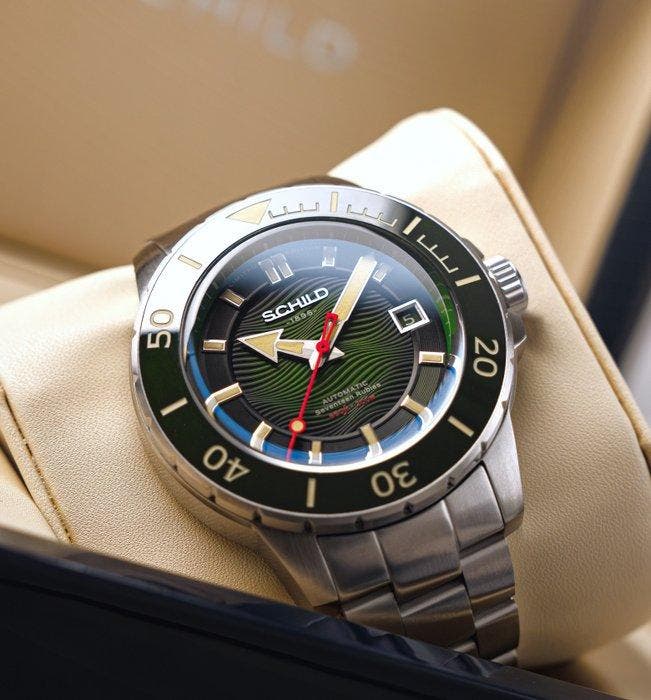 Schild - Swiss Automatic - Limited Edition * 1 - 50 * - Rare, Handtassen en Accessoires, Horloges | Heren