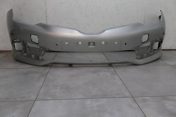 voorbumper Toyota Auris II Lift 52119-02K40, Autos : Pièces & Accessoires, Carrosserie & Tôlerie, Envoi