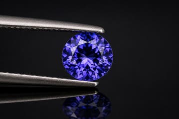 Natural Tanzanite 0.033 ct Round Brilliant Cut 2.0 mm | Tanz, Handtassen en Accessoires, Overige Accessoires, Verzenden, Nieuw