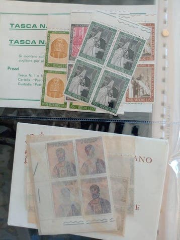 Vaticaanstad - Grote verzameling van nieuwe postzegels met, Gestempeld