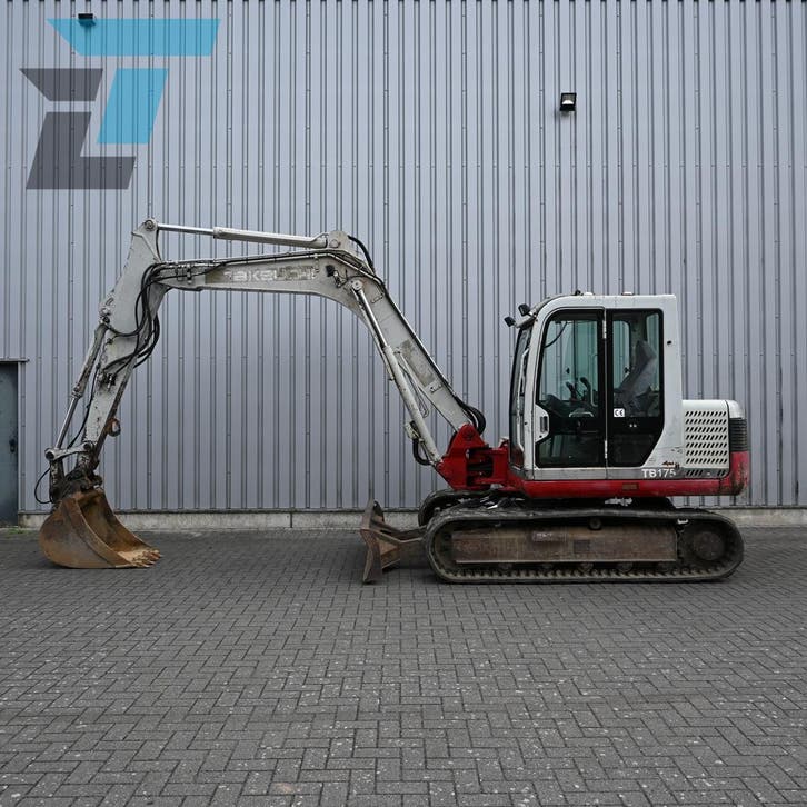 Takeuchi TB175, Articles professionnels, Machines & Construction | Grues & Excavatrices