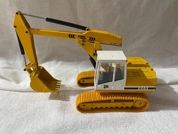 nzg, Conrad 1:50 - Machine agricole miniature (13) - JCB 820