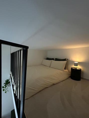 Appartement en Place du Grand Sablon, Brussels, 20 à 35 m², Bruxelles