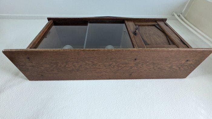 Kast - Eik - wandkastje /bijbelkastje, Antiquités & Art, Art | Objets design