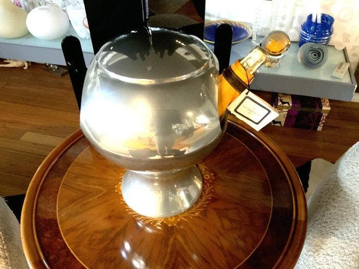 LOrfèvrerie dAnjou - Éric Berthès - Champagne koeler - Tin, Antiquités & Art, Antiquités | Meubles | Tables