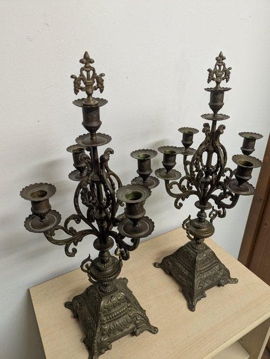 Chandelier (2) - Bronze - 2 chandeliers en bronze, Antiek en Kunst, Antiek | Klokken