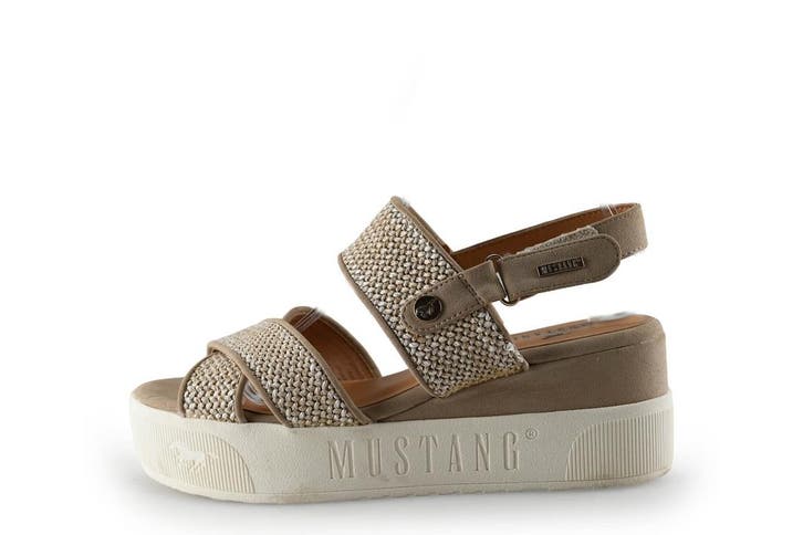 Mustang Sandalen in maat 38 Beige, Kleding | Dames, Schoenen, Beige, Zo goed als nieuw, Sandalen of Muiltjes, Verzenden