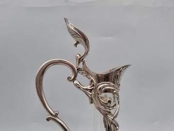 Karaf - Elegante Jugendstil-Glaskaraffe mit versilberter
