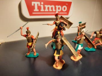 Timpo Toys - Figure (6) - Plastique