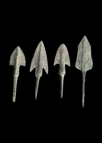 Bronstijd Brons Arrowhead Group (4) (Zonder minimumprijs)