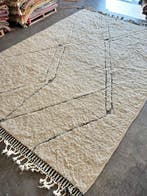 Large Moroccan Beni M’rirt Rug – Handmade Berber Wool Carpet, Nieuw
