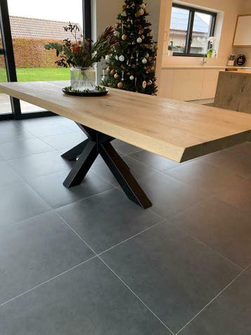 Aerts eiken eettafel 6 cm dik + metalen spinpoot (A-keuze), Huis en Inrichting, Nieuw, Eikenhout