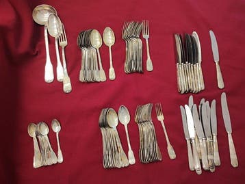 Ménagère pour 12 personnes (87) - Plaqué(e) argent