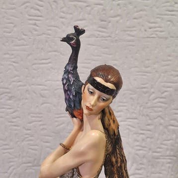 Giuseppe Armani - Beeld, Lady With Peacock - 50 cm -