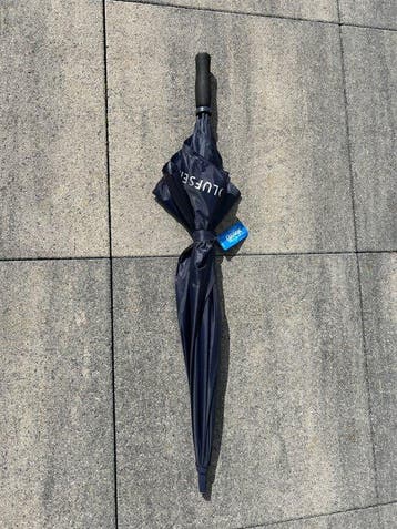 Bang & Olufsen - Parapluie, Nieuw