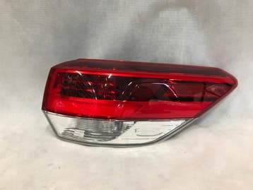 Toyota Highlander 16-19 rechter achterlicht LED Europa, Verzenden, Gebruikt