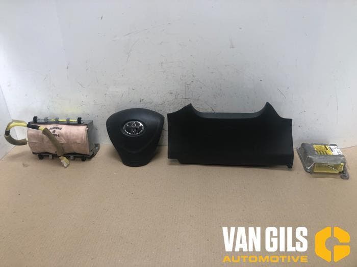 Airbag Set+Module Toyota Auris O153460, Autos : Pièces & Accessoires, Électronique & Câbles