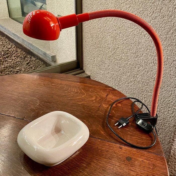 Valenti Luce - Isao Hosoe - Tafellamp - Hebi - Plastic,, Antiek en Kunst, Antiek | Verlichting