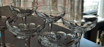 Val Saint Lambert, model Osram Cotes Plates champagne coupe