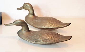 Decoratief ornament (2) - Frankrijk - Set koperen eenden 34