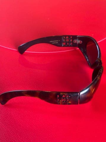 Karl Lagerfeld - Lunettes de soleil, Nieuw