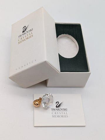 Swarovski - Beeldje - Crystal Memories perfume atomiser and