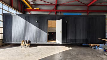 9,68 meter unit | Tweedehands woonunit